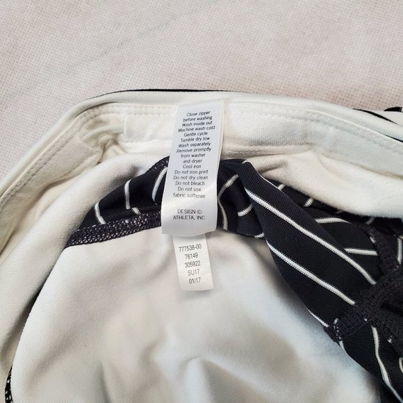 Athleta Striped Cropped Legging XS - Picture 10 of 11
